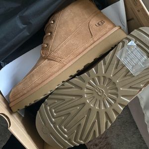 Men uggs size 11 never worn come with box
